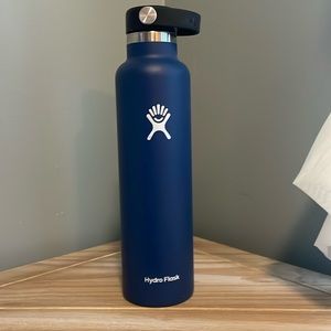 Hydro Flask-24 oz-Blue